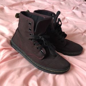 Dr Martins shoreditch canvas boot size 8